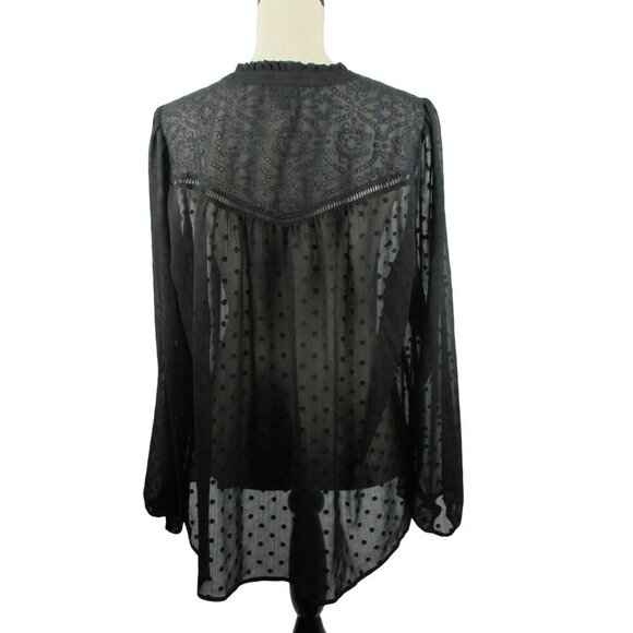 Torrid Black Chiffon Clip Dot With Contrasting Eyelet Top 1X Flirty Whimsigoth - Picture 6 of 8